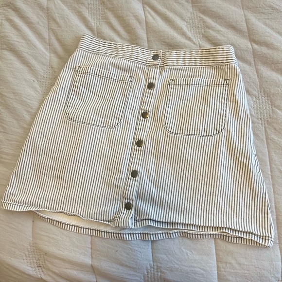 Urban outfitters button front mini skirt - Picture 3 of 3